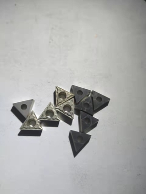 다양한 모델들과 필수적 상감 세공하는 CNC 카바이드 삽입재 PVD 코팅
